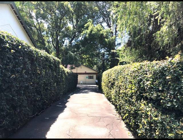 9 BEDROOM HOUSE FOR SALE IN SCOTTSVILLE